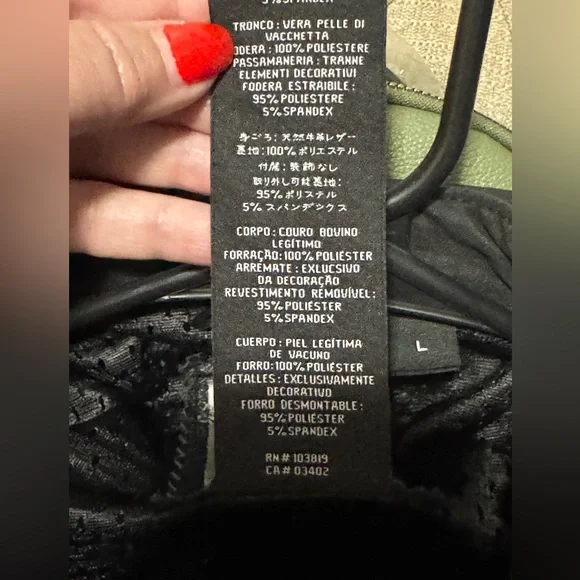 Harley-Davidson Black Leather Motorcycle Jacket woman’s size Large. Pit 21 - Picture 15 of 16